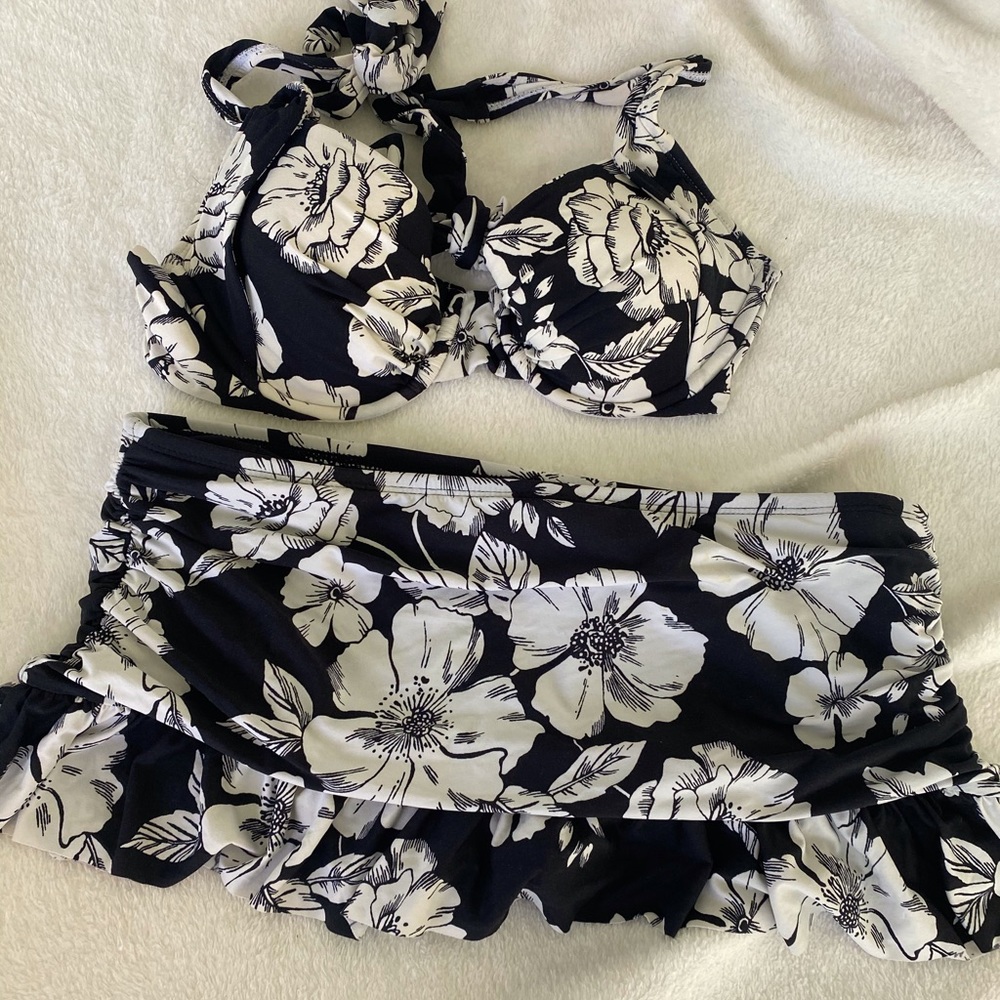 Anne Cole bikini size small